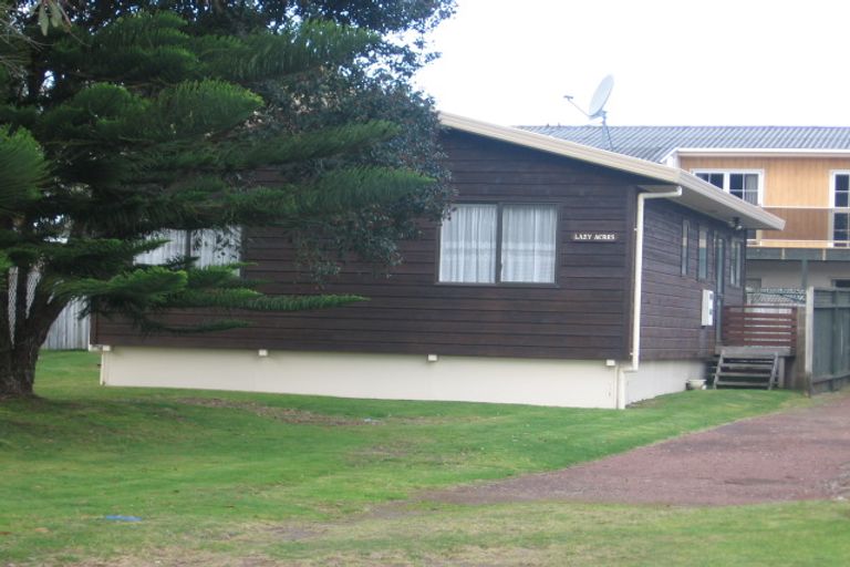 Photo of property in 318a Given Avenue, Whangamata, 3620