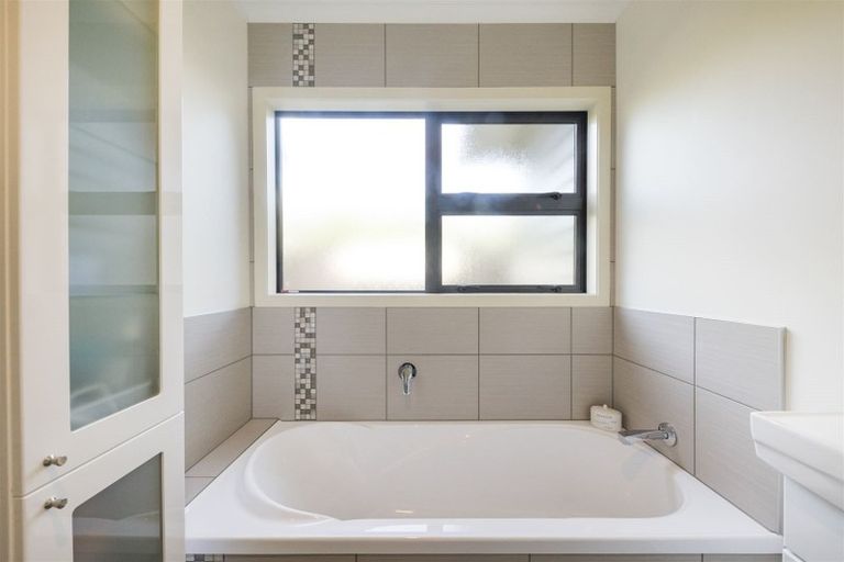 Photo of property in 84d Roy Street, Palmerston North, 4410