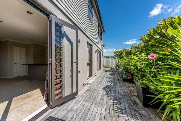 Photo of property in 230 Alec Craig Way, Gulf Harbour, Whangaparaoa, 0930