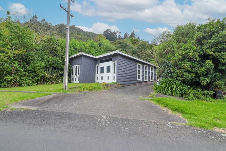 Photo of property in 400 Karaka Road, Thames, 3500