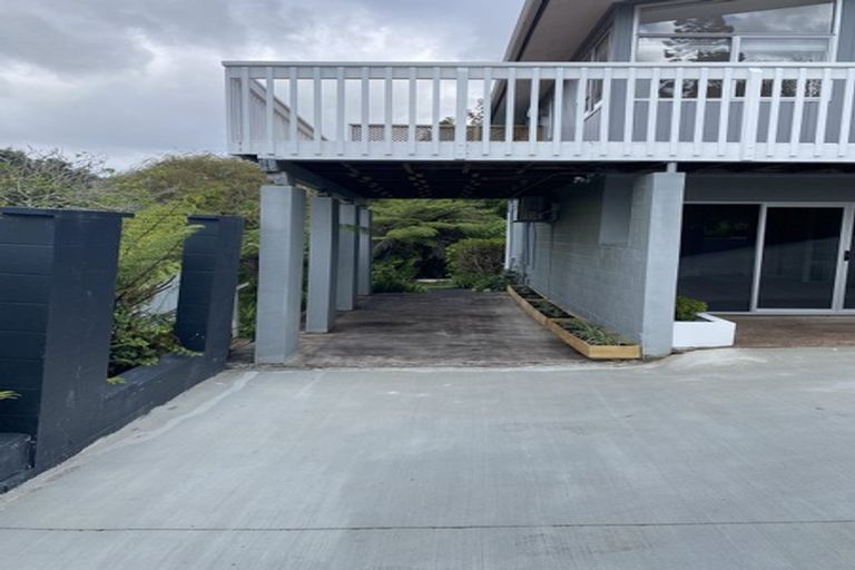 Photo of property in 26 Macnay Way, Murrays Bay, Auckland, 0630