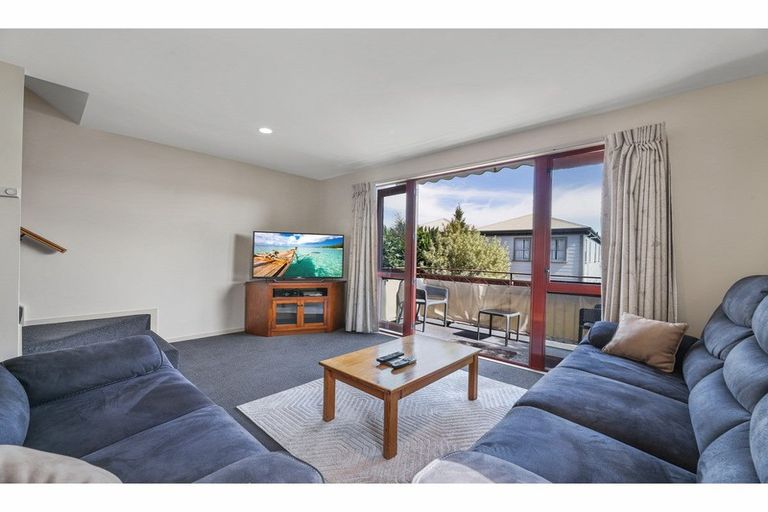 Photo of property in 5h Church Street, Akaroa, 7520
