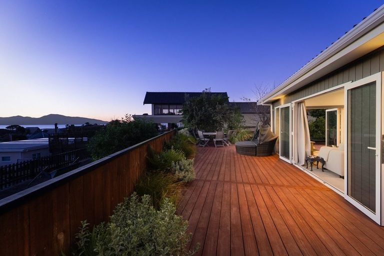 Photo of property in 67 Renown Road, Raumati South, Paraparaumu, 5032