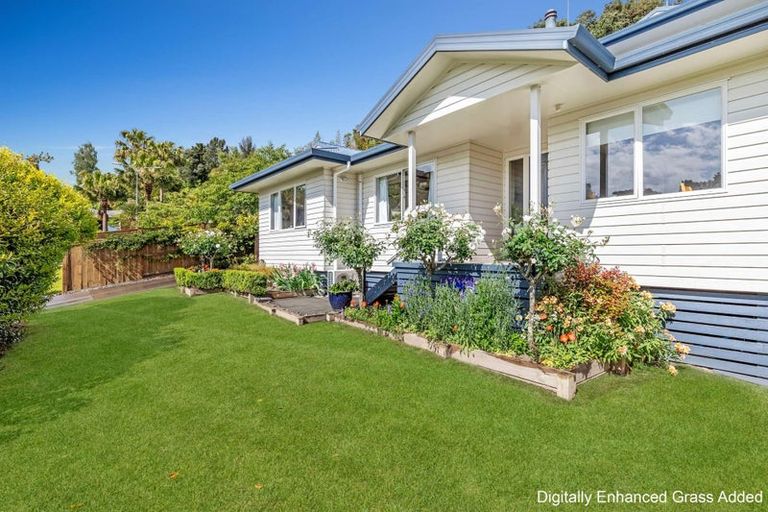 Photo of property in 24 The Fairway, Whakatane, 3120