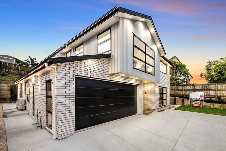 Photo of property in 11 Tawapou Close, Massey, Auckland, 0614