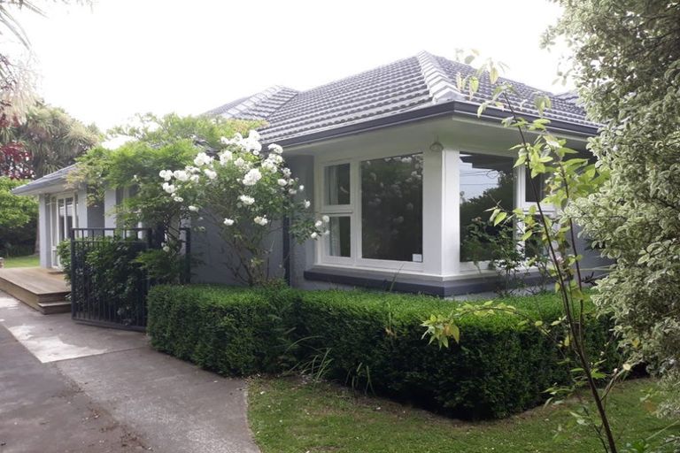 Photo of property in 14 Manor Place, Bryndwr, Christchurch, 8053