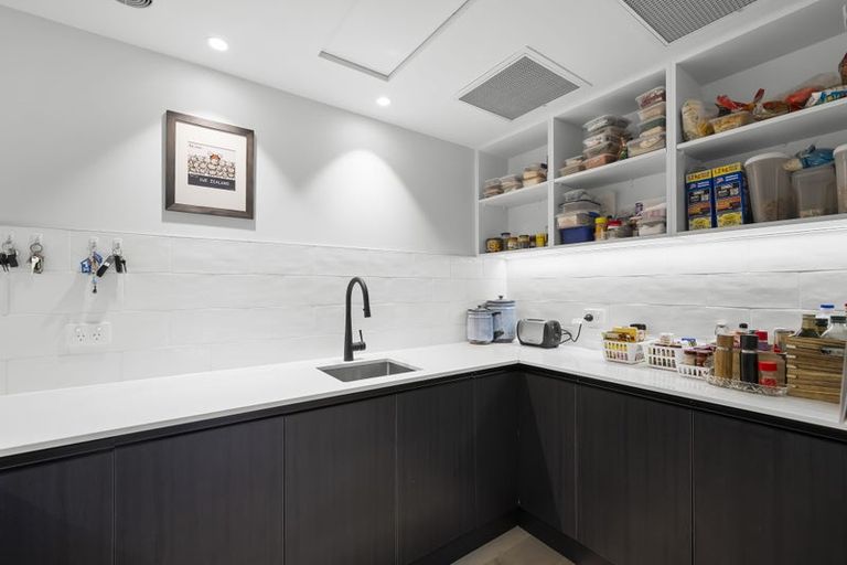 Photo of property in 20 Wai-iti Terrace, Burnside, Christchurch, 8053