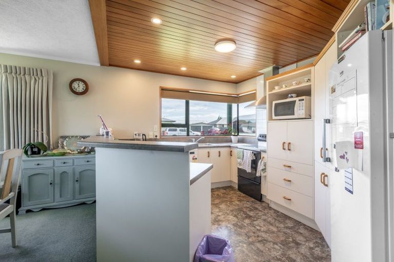 Photo of property in 15 Union Street, Winton, 9720