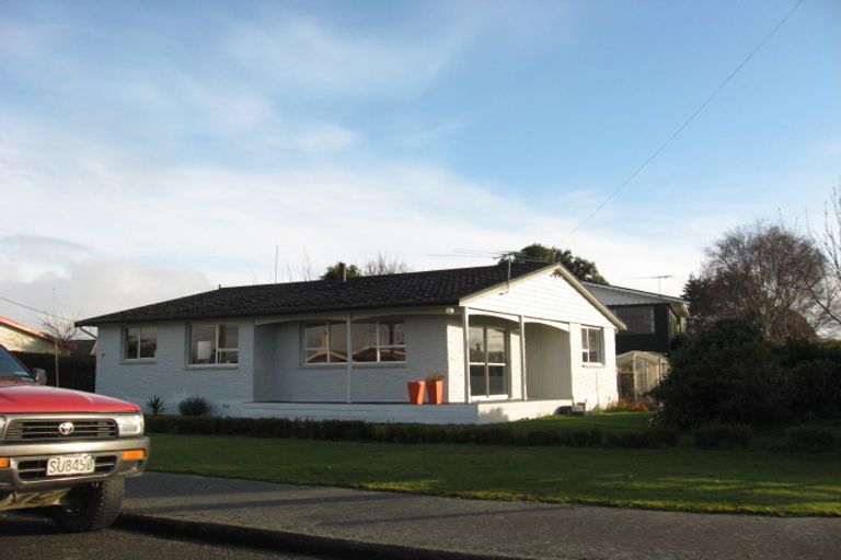 Photo of property in 35 Kereru Street, Waikiwi, Invercargill, 9810