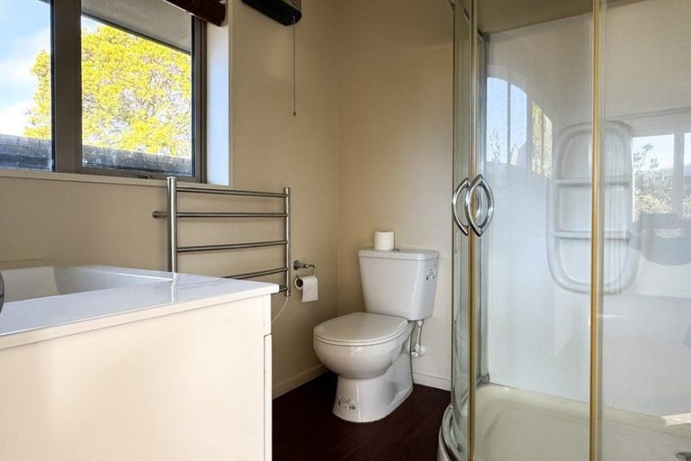 Photo of property in 21 Dunsford Close, Halswell, Christchurch, 8025