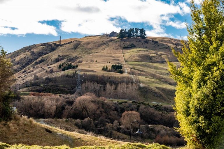 Photo of property in 10 Widgeon Place, Lake Hayes, Queenstown, 9304