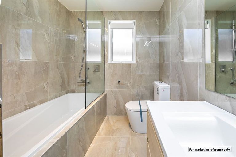 Photo of property in 17 Warbler Crescent, Papakura, 2110