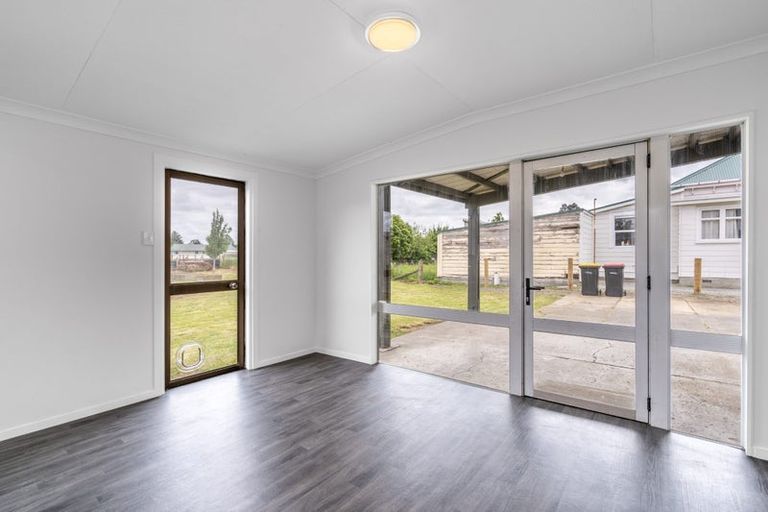 Photo of property in 3 Harbison Street, Otautau, 9610