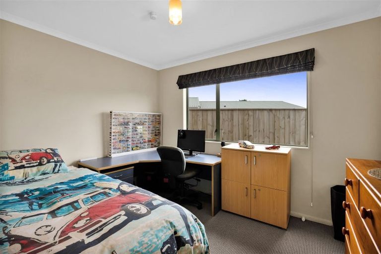 Photo of property in 3b Meade Place, Bell Block, New Plymouth, 4312