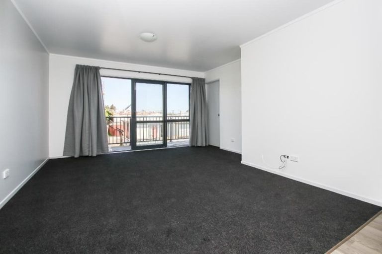 Photo of property in 4/200 Old Farm Road, Hamilton East, Hamilton, 3216