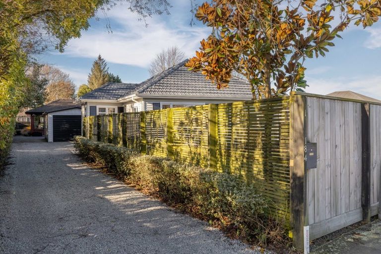 Photo of property in 1/184 Wairakei Road, Bryndwr, Christchurch, 8053