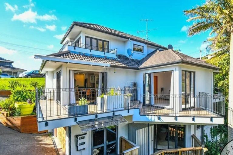 Photo of property in 90 Pah Road, Cockle Bay, Auckland, 2014