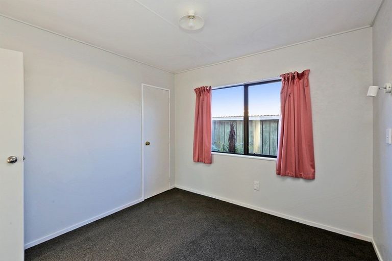 Photo of property in 17 Fleming Crescent, Maraenui, Napier, 4110