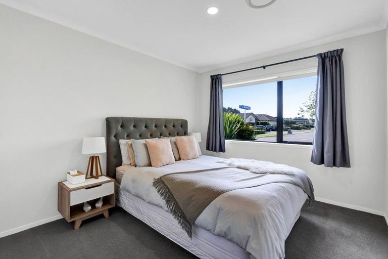 Photo of property in 65 Links Drive, Waiwhakaiho, New Plymouth, 4312