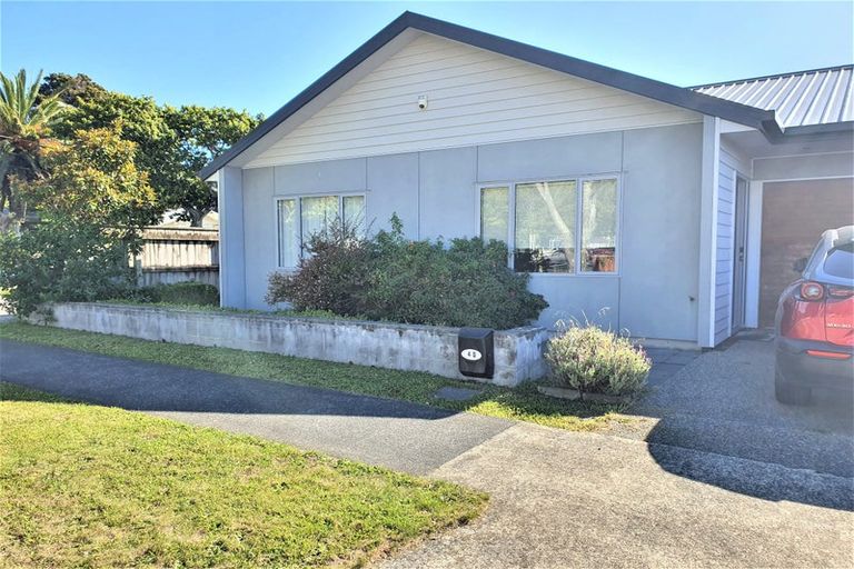 Photo of property in 4d Benzie Avenue, Wallaceville, Upper Hutt, 5018