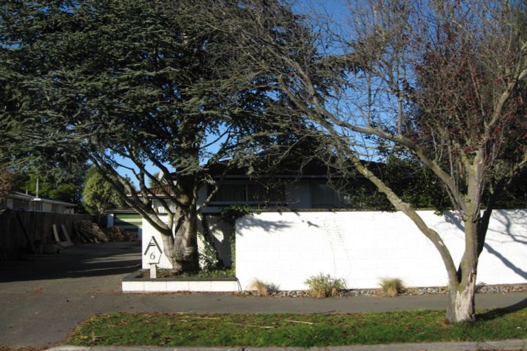 Photo of property in 6 Sarabande Avenue, Redwood, Christchurch, 8051