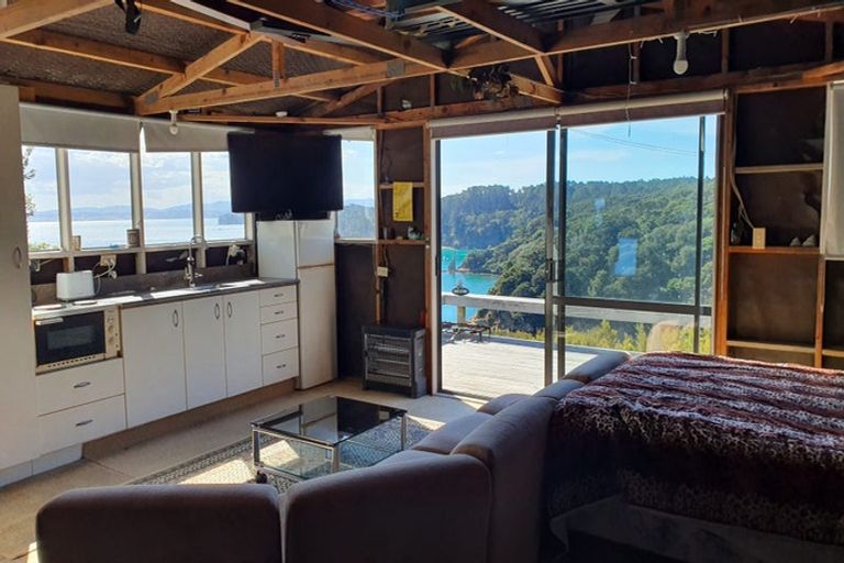 Photo of property in 11 Edith Ridge Road, Kawau Island, 0920