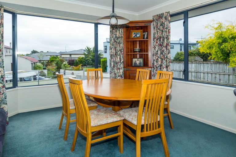 Photo of property in 70 Temple Crescent, Gleniti, Timaru, 7910