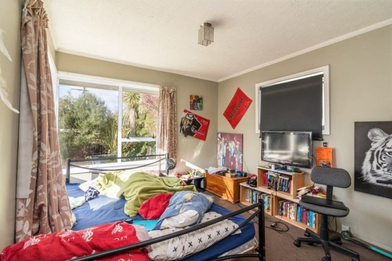 Photo of property in 7 Pinehurst Crescent, Russley, Christchurch, 8042