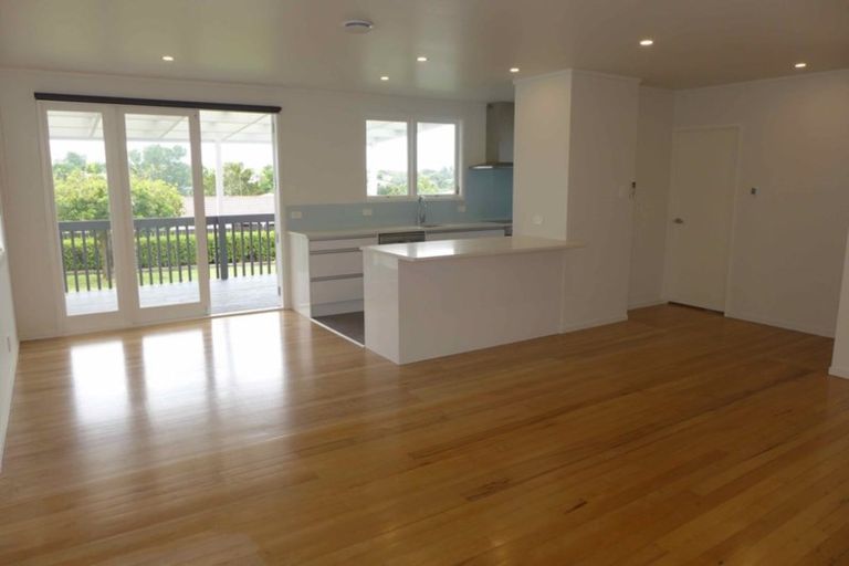 Photo of property in 97 Seymour Road, Sunnyvale, Auckland, 0612