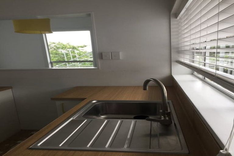 Photo of property in 21 Wharfe Street, South Hill, Oamaru, 9400