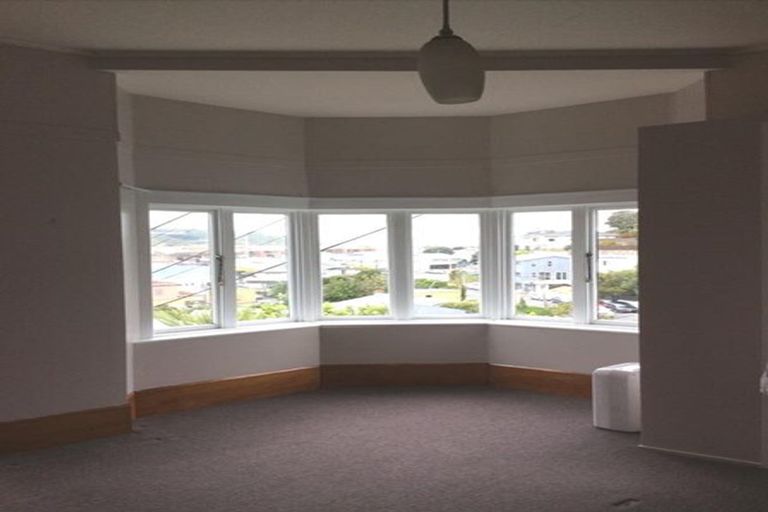 Photo of property in 30 Childers Terrace, Kilbirnie, Wellington, 6022