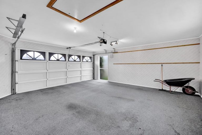 Photo of property in 5a Surrey Street, Hawera, 4610