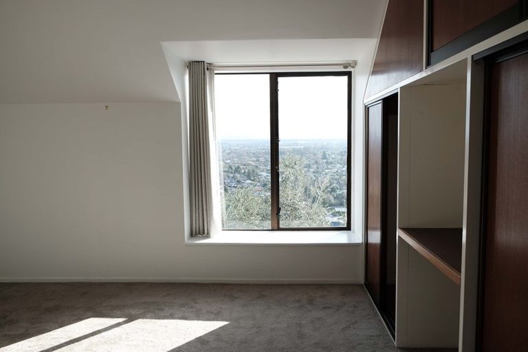 Photo of property in 39 Whaka Terrace, Huntsbury, Christchurch, 8022