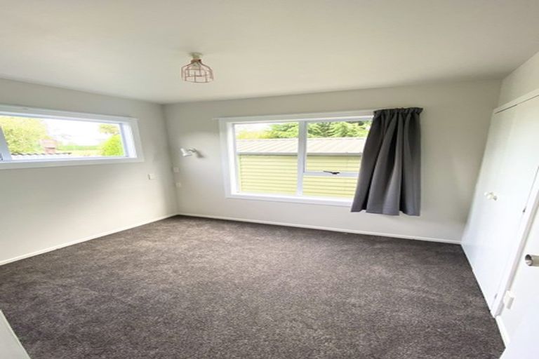 Photo of property in 15 Harewood Road, Oxford, 7430