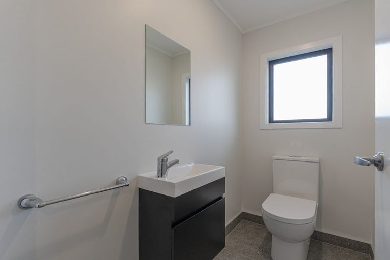Photo of property in 450 Cambridge Terrace, Naenae, Lower Hutt, 5011