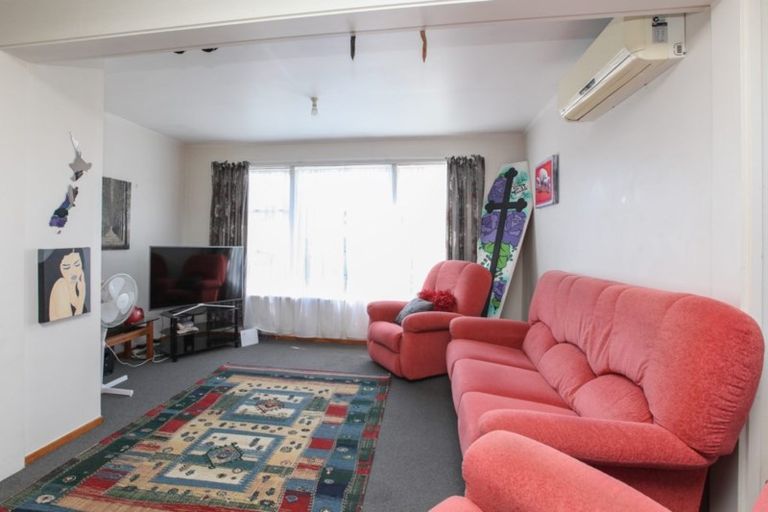 Photo of property in 106 Mount View Road, Melville, Hamilton, 3206