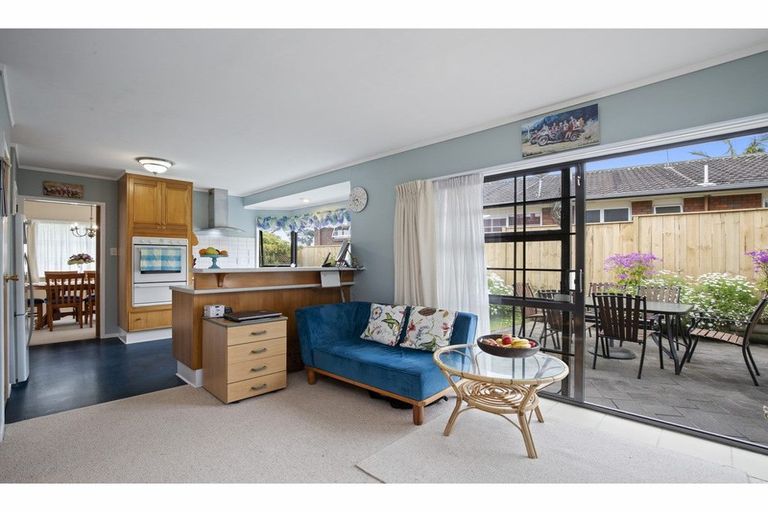 Photo of property in 6 Kuripaka Crescent, The Gardens, Auckland, 2105