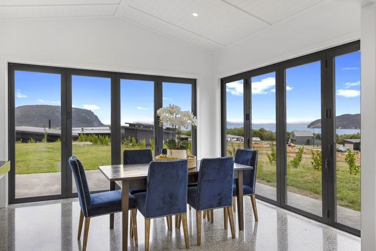 Photo of property in 47 Seven Oaks Drive, Kinloch, Taupo, 3377