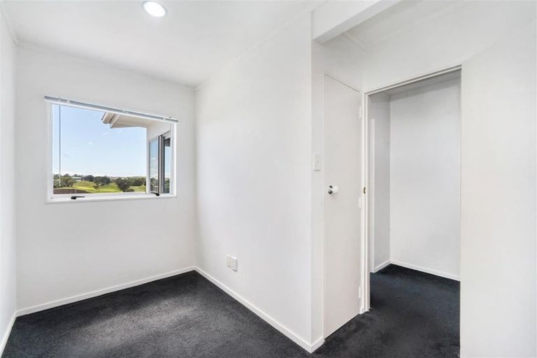 Photo of property in 4 Castaway Place, Gulf Harbour, Whangaparaoa, 0930