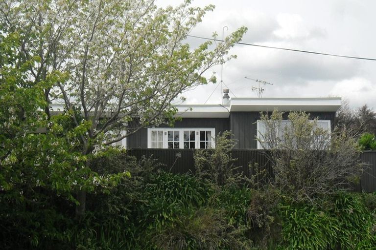 Photo of property in 20 Francis Road, Paraparaumu Beach, Paraparaumu, 5032