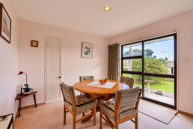 Photo of property in 34 Oriwa Crescent, Otaki, 5512