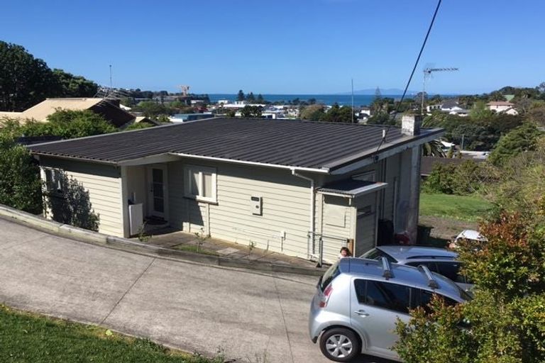Photo of property in 26 Nigel Road, Browns Bay, Auckland, 0630