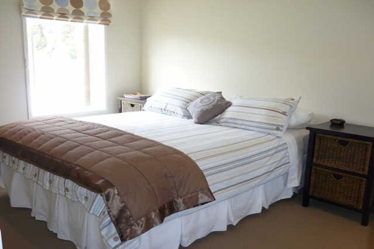 Photo of property in Admiralty Courts, 7/42 Marriner Street, Sumner, Christchurch, 8081