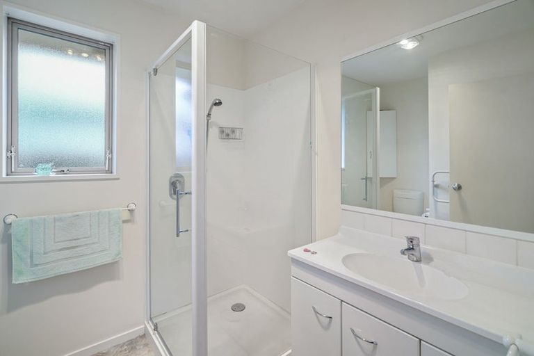 Photo of property in 3/117 Yaldhurst Road, Sockburn, Christchurch, 8042