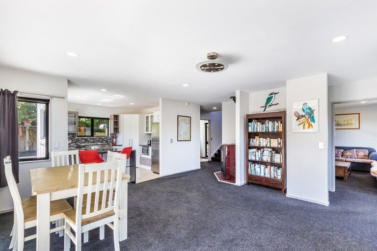 Photo of property in 36 Aubrey Crescent, Rainbow Point, Taupo, 3330