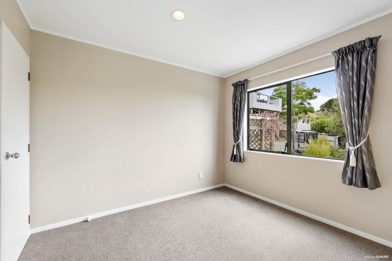 Photo of property in 27 Everard Avenue, Army Bay, Whangaparaoa, 0930