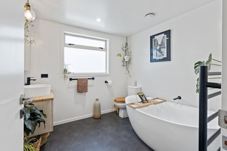 Photo of property in 2 Seddon Street, Kainga, Christchurch, 8083