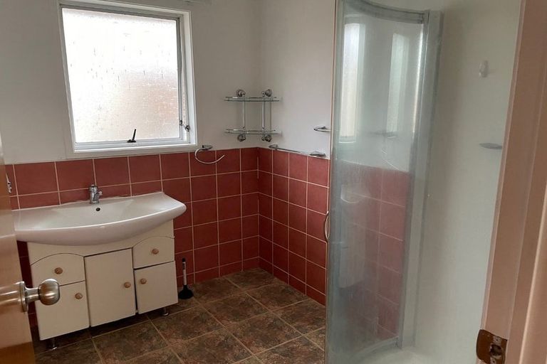 Photo of property in 5 Damson Place, Bucklands Beach, Auckland, 2012