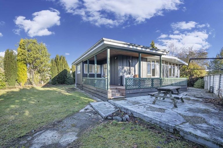 Photo of property in 100 Mackinnon Loop, Te Anau, 9600