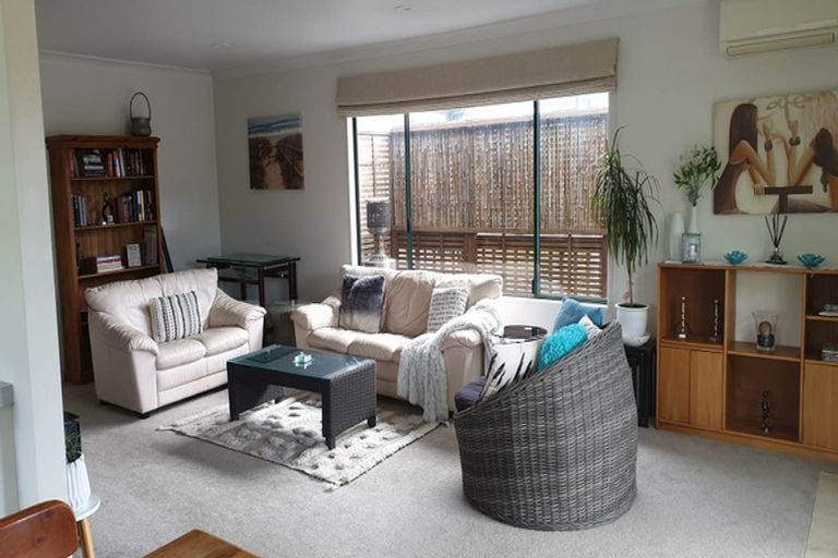 Photo of property in 1307 Papamoa Beach Road, Papamoa Beach, Papamoa, 3118